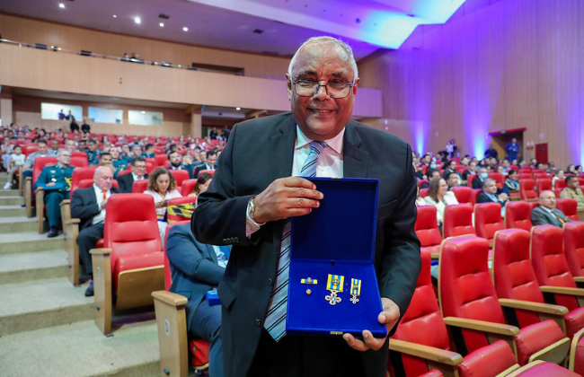 Magistrados do TJRO recebem Medalha da Ordem do Mérito Marechal Rondon, maior honraria estadual