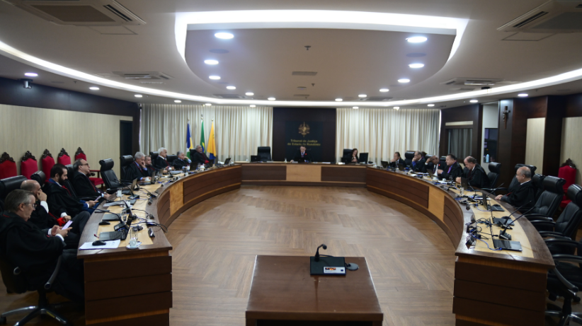 Inovação na Educação Judicial: Emeron apresenta plataforma Emeronplay aos desembargadores do TJRO